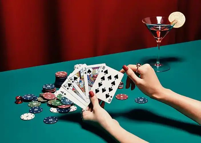 Ilustrasi level Klub VIP di ponsel